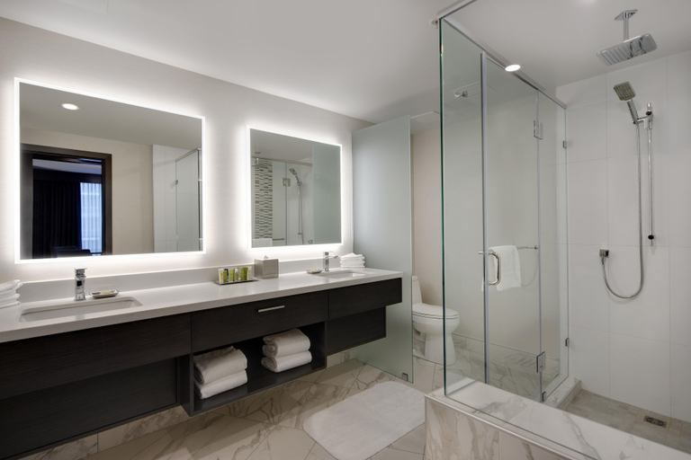 Bathroom 5, Hilton Vancouver Metrotown, Greater Vancouver