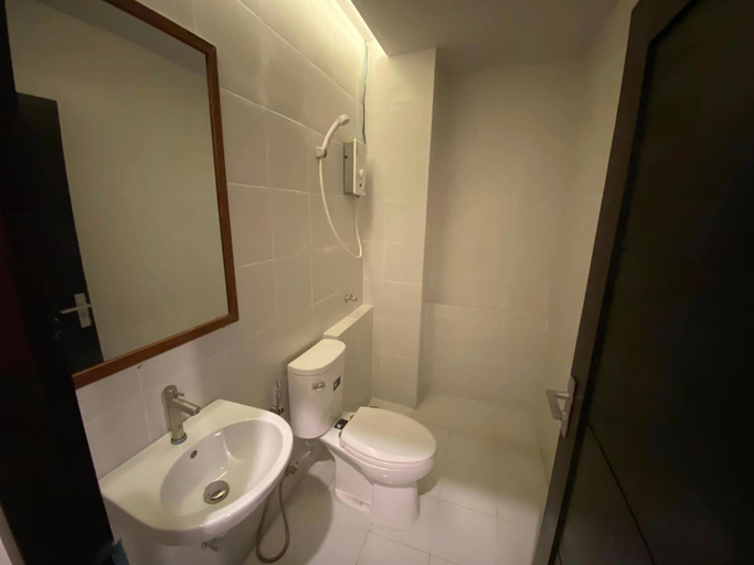 Bathroom 3, Red Heritage Hotel, Muang Uttaradit