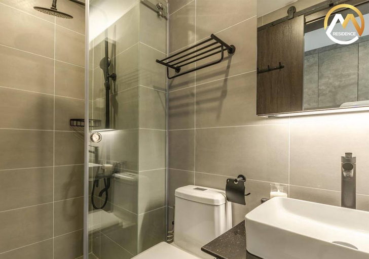 Bathroom 4, M Residence Hotel, Phnom Penh