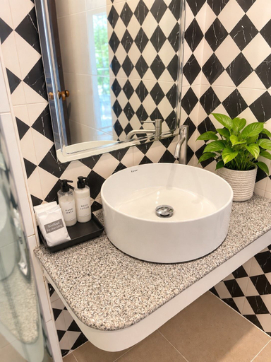 Bathroom 4, Baan Noppadol Hua Hin Loft Hotel, Hua Hin