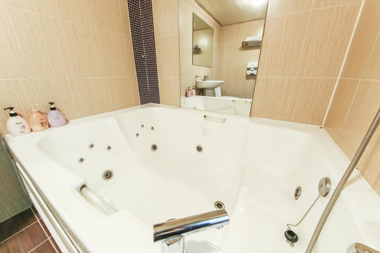 Bathroom, Shinchon Touch, Seodaemun