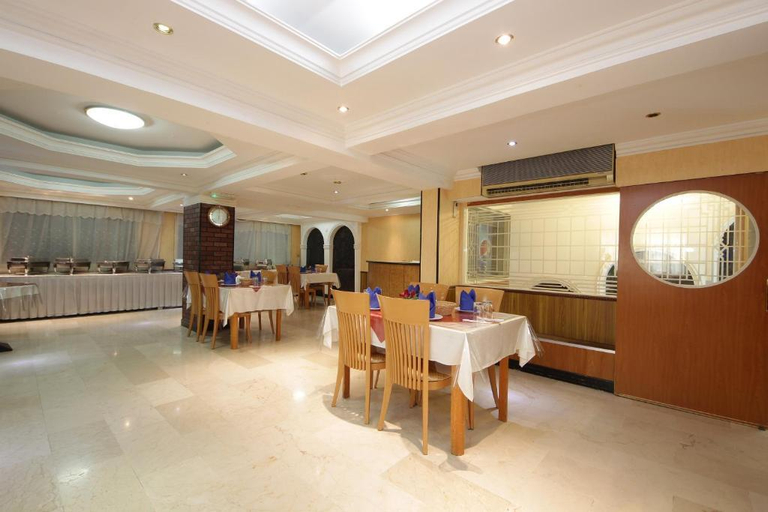 Food & Drinks 5, Click Grand Hotel - Bur Dubai, Dubai