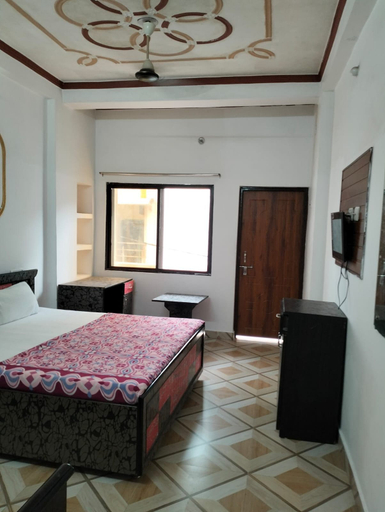 Room 4, DeepYogaRetreat Hotel Deshraj Rishikesh, Garhwal