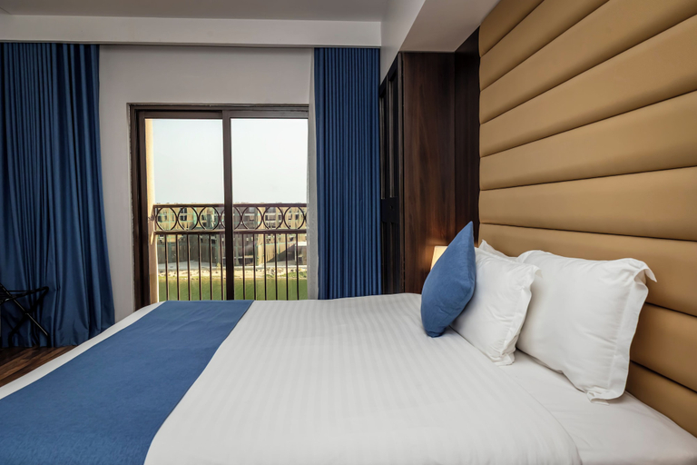 Bedroom 4, Golden Tulip Al Khobar Suites, Al Khobar