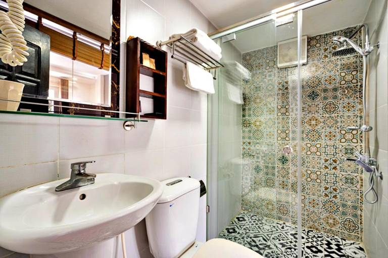 Bathroom 3, S79 Ami 30 Hang Cot Street, Hoàn Kiếm