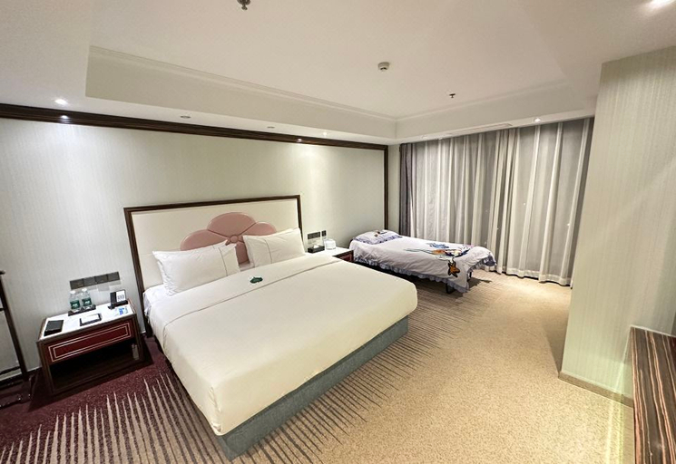 Bedroom 2, Suning Universal Hotel All Suites(City Center&Xinjiekou), Nanjing