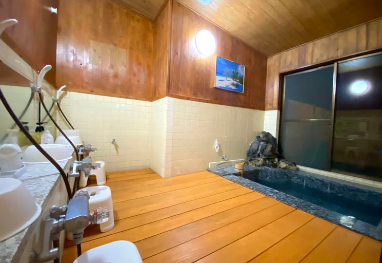 Bathroom 3, Hanamizuki Onsen Ryokan, Itō