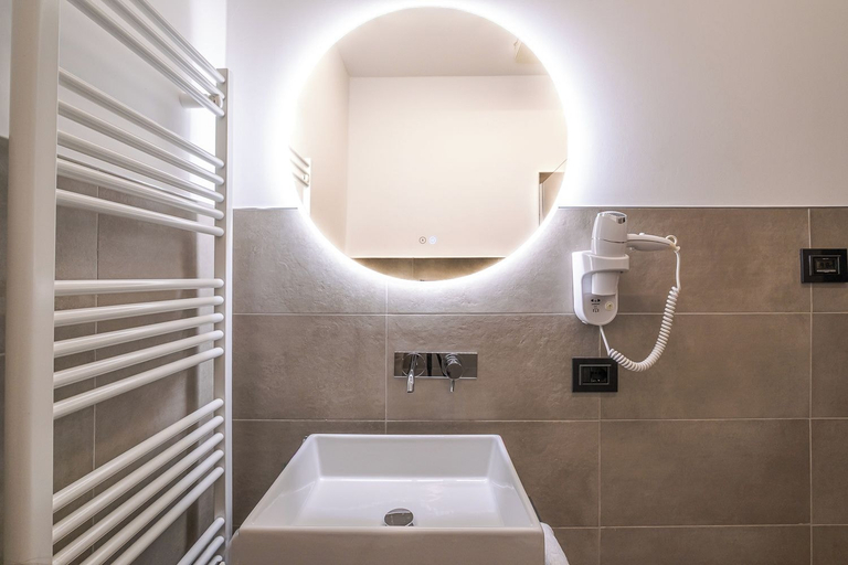 Bathroom 4, Hotel Noce, Brescia