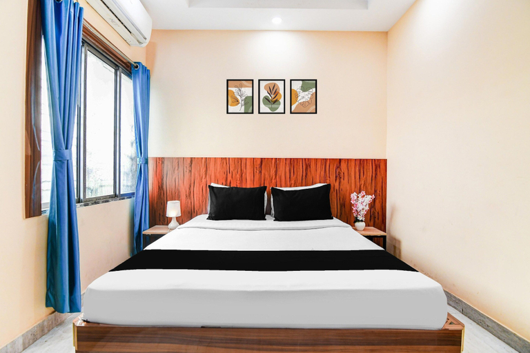 Room 4, Netaji Subhash Chandra Bose Airport, North 24 Parganas