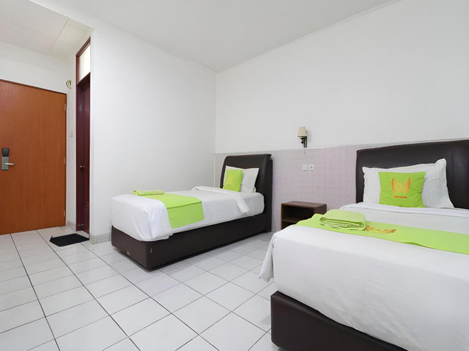 Bedroom 2, Hotel Huswah Airport, Tangerang