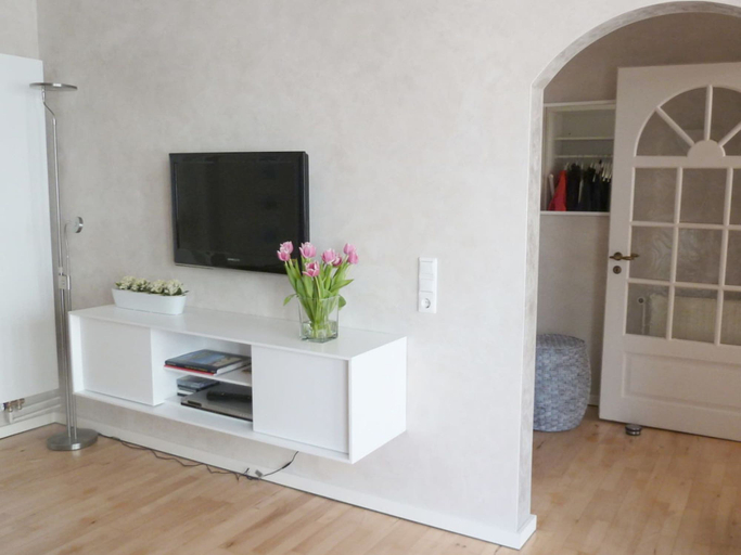 Interior 4, Holiday Apartment With 1 Bedroom, Aurich