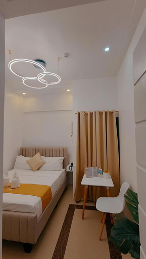 Bedroom 3, Elizabeth Hotel - Naga, Pili