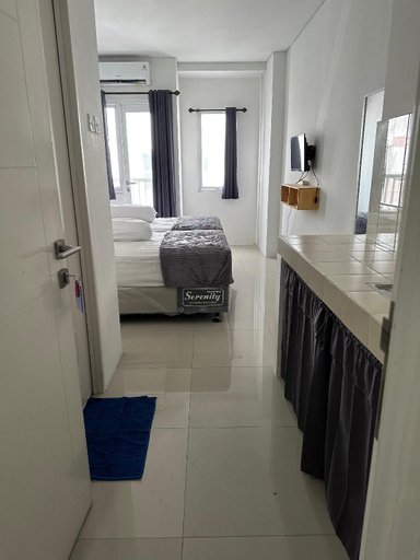 Bathroom 4, Laguna Room At Apartment Sentraland Karawang, Karawang