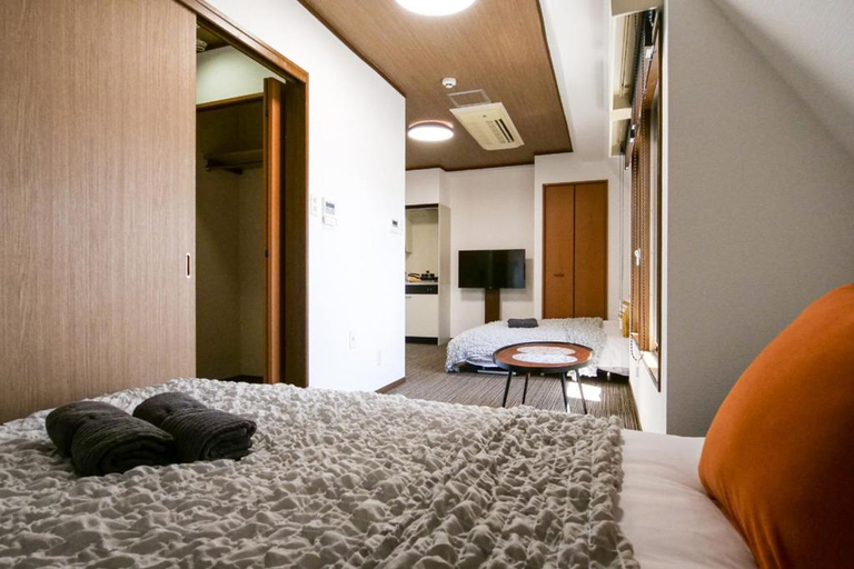 Bedroom 2, J-Court Oshiage, Sumida