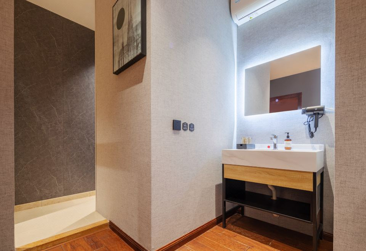 Bathroom 3, Shankee Hotel (Qingdao May Fourth Square Vientiane City), Qingdao