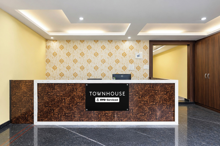 Lobby 4, Townhouse Airport Road Bangalore, Bangalore