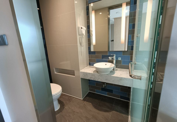 Bathroom 3, Campanile Hotel Bengbu Wanda Yintai City, Bengbu