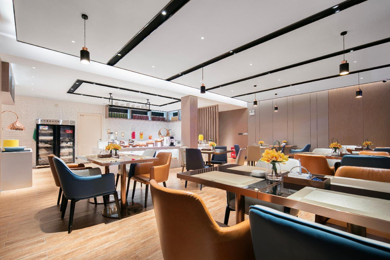 Food & Drinks 4, Echarm Hotel Jingzhou Honghu Long Street, Jingzhou
