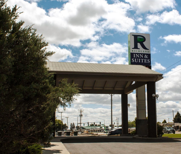 Exterior & Views 2, Richland Inn & Suites, Richland