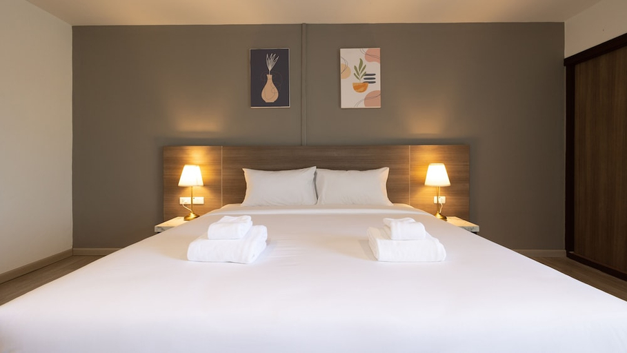 Bedroom 3, B2 Lampang Boutique & Budget Hotel, Muang Lampang