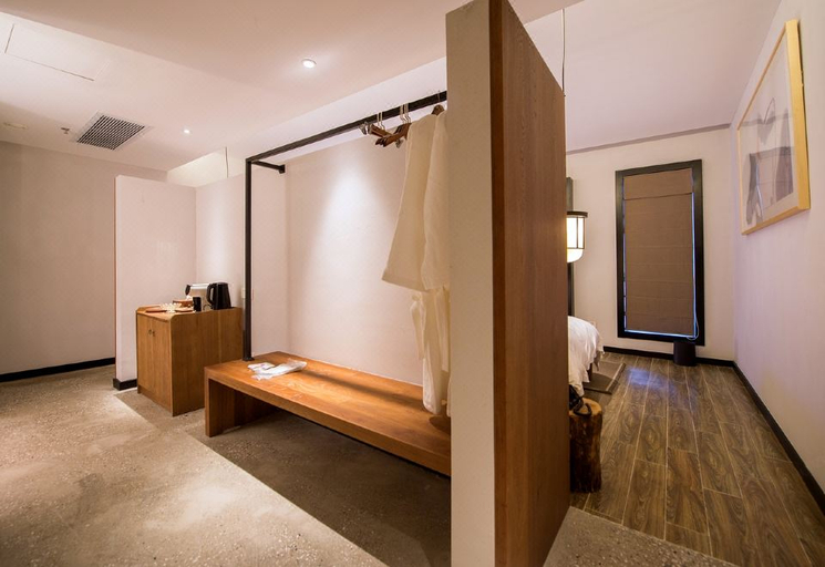 Bedroom 3, Huangshan Lotus Hot Spring Hotel, Huangshan