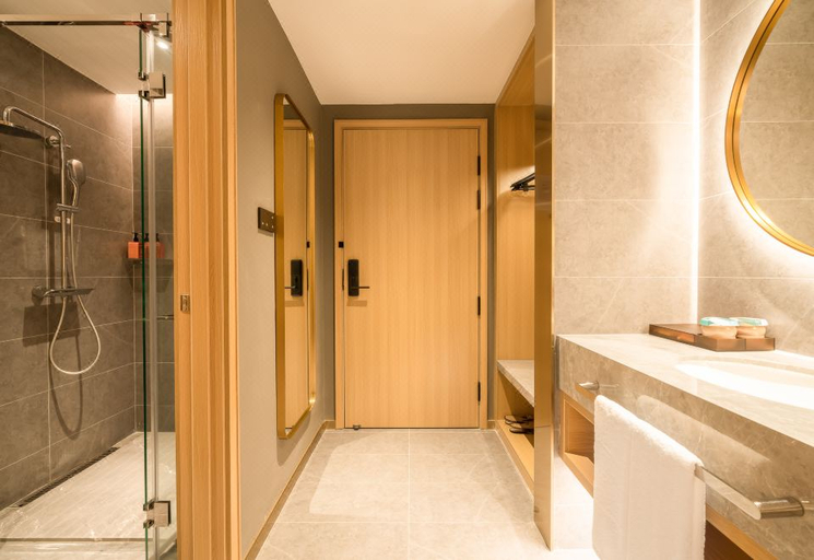 Bathroom 4, Orange Hotel Maoming Railway Station North Square, Maoming