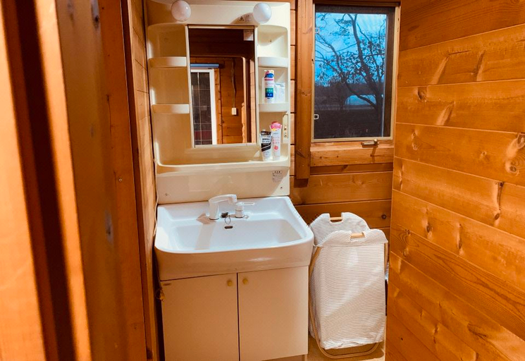 Bathroom 5, Tomy's Log House - Need CAR, Shiraoi