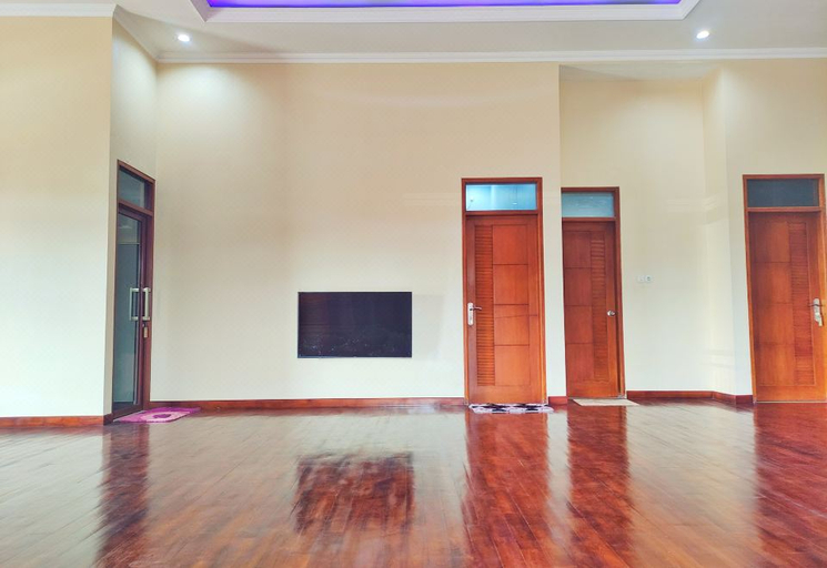 Others 5, Homestay Parikesit Rent Full House, Semarang