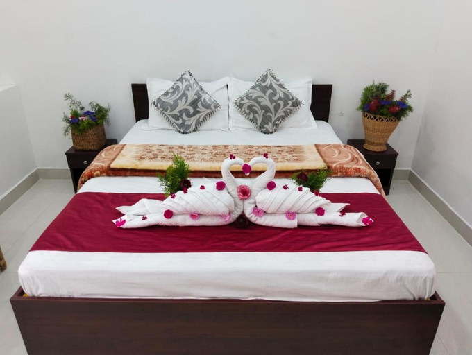 Bedroom 2, 4REST INN PRIVATE LIMITED, Dindigul