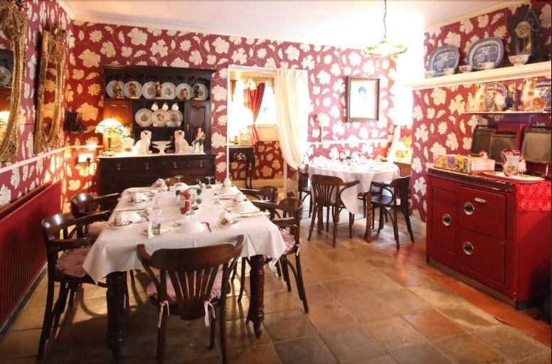 Food & Drinks 4, Charlemont House, Mid Ulster