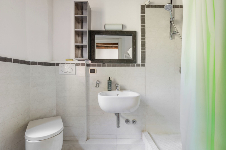 Bathroom 1, Casa Centotrecento by Wonderful Italy, Bologna