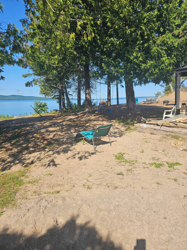 Property grounds 2, Lake Superior Waterffront Main Unit of Duplex Sleeps 8 ppl, Lake Superior