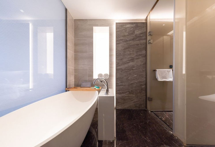 Bathroom 3, Atour  Hotel ShenZhen NanShan QianHai Road, Shenzhen