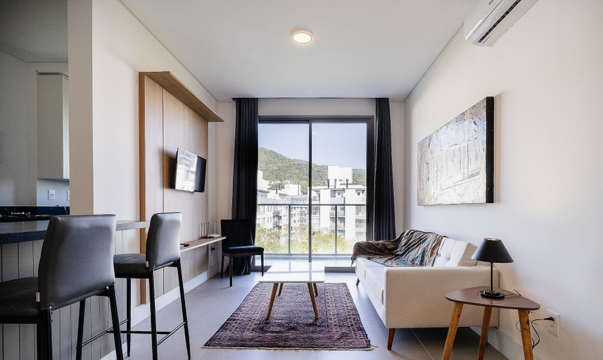 Others 2, Stay in a Building With a Pool, Gym, and Leisure - SSL, Florianopolis