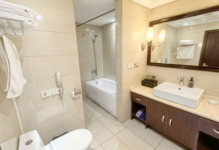 Bathroom 4, Xinxiang Hotel, Xinxiang