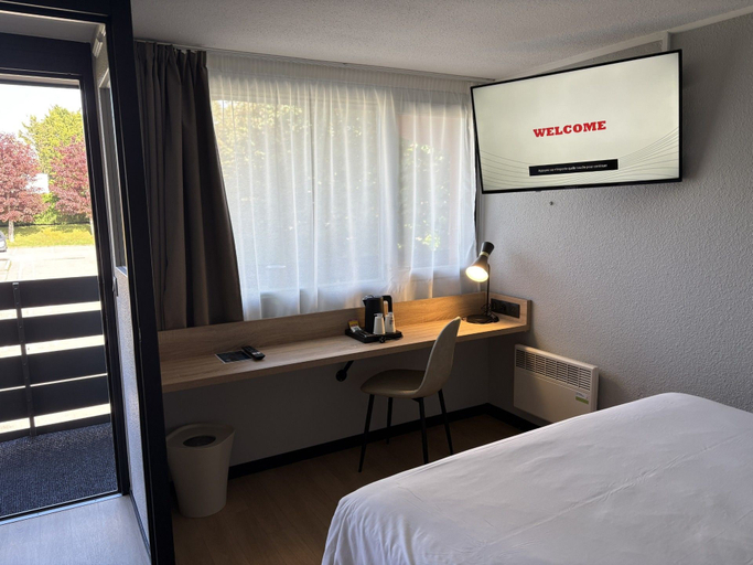 Bedroom 5, Campanile NATURE - Rouen Nord Mont Saint Aignan, Seine-Maritime