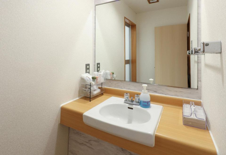 Bathroom 4, Hotel Fuji, Fuefuki