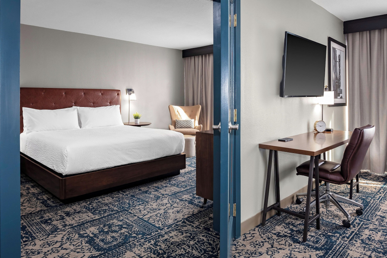 Bedroom 3, Four Points by Sheraton Memphis East, Shelby
