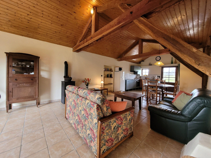 Living room 4, Gite With Garden and Shared Pool, Dordogne