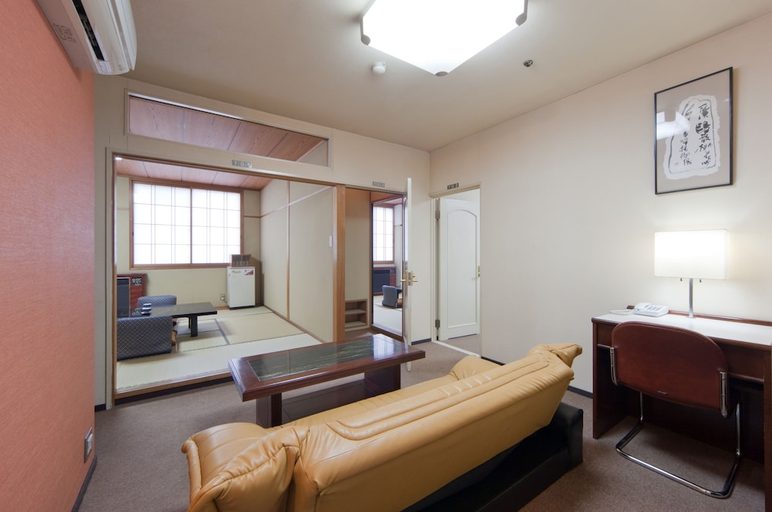 Bedroom 2, Subaruyado Yoshino, Tokushima