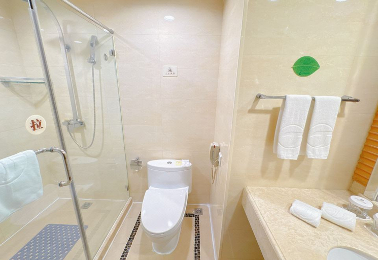 Bathroom 3, Enshi International Hotel, Enshi Tujia and Miao