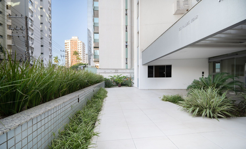 Property grounds 5, Apt Floripa, 50m to the Beach - Pad0103, Florianopolis