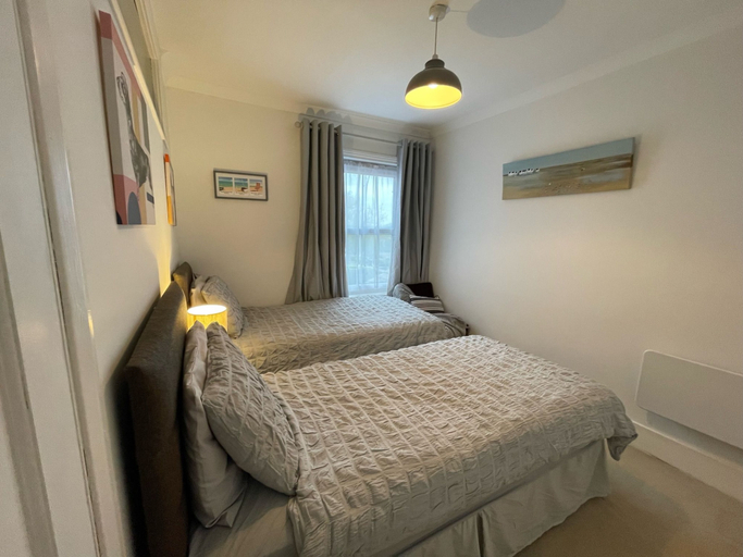 Room 5, Coastal Cottage Sea Palling dog Friendly, Norfolk