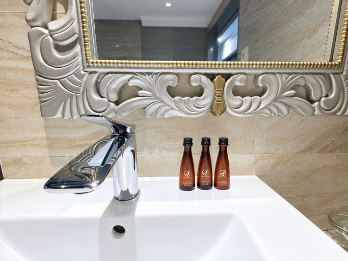 Bathroom 4, A&EM - The Petit Hotel, District 1
