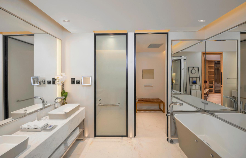 Bathroom, Bluewaters Beach Hotel, Dubai