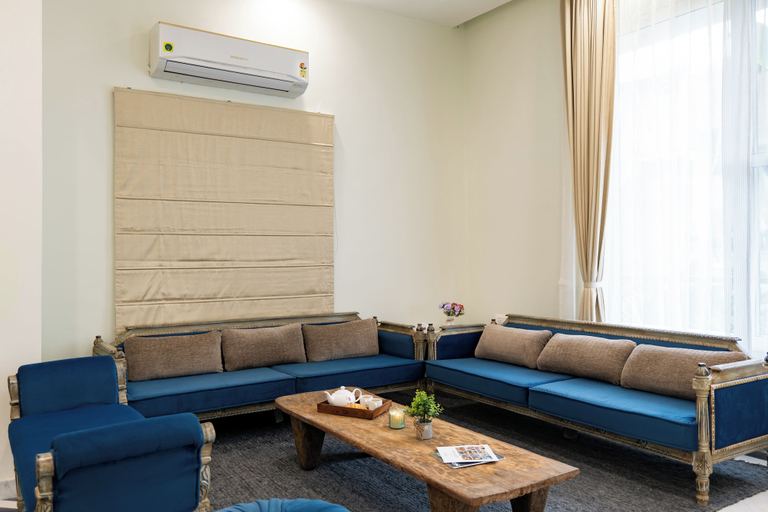Living area 2, Alaya Stays Leora Amar Villa 6BHK, Udaipur