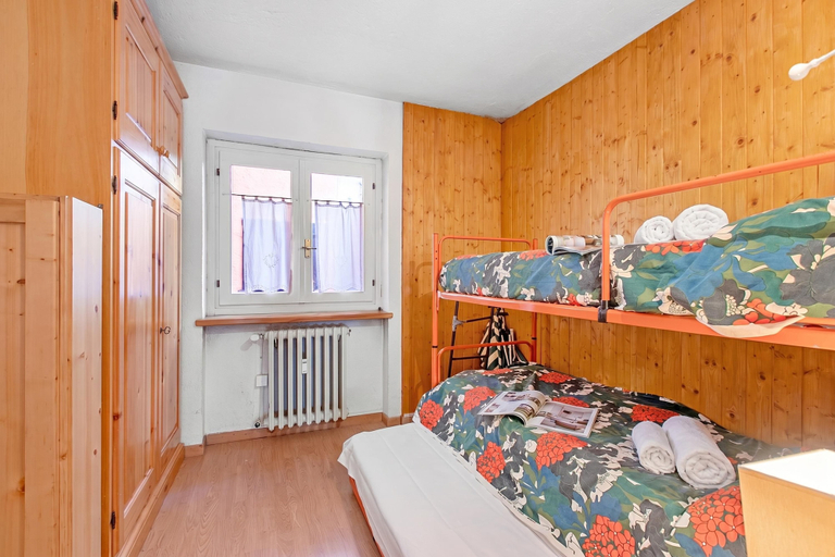 Room 5, Appartamento Belvedere, Hautes-Alpes