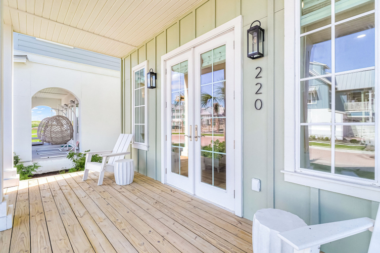 Porch 5, Palmilla Beach Resort-220 Sunrise Avenue, Nueces