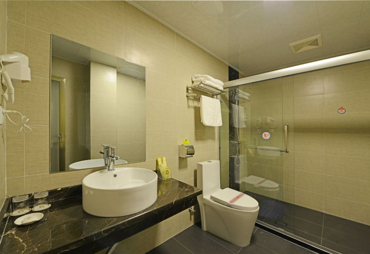 Bathroom 3, Longting Holiday Hostel, Zhaoqing