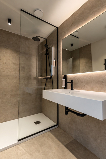Bathroom 5, Hôtel Le Manoir, Luxembourg